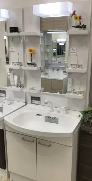 新品購入1ヶ月のみ使用 洗面所 フルセット！キャビネット お湯可 洗面台（洗面所） ウィット 間口75cm ライトホワイト SU1527の展示品